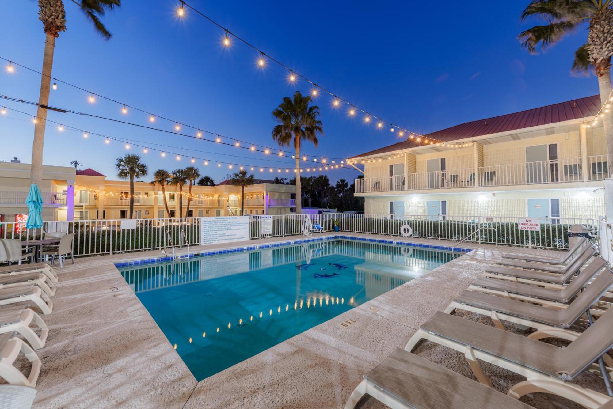 Dunes Inn & Suites - Tybee Island Exterior photo